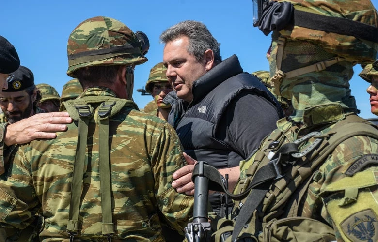 EKTAKTO – 7.000 στρατιώτες μεταφέρονται σε Αιγαίο-Εβρο – Επιχείρηση απελευθέρωσης των 2 Ελλήνων αιχμαλώτων προανήγγειλε ο Π.Καμμένος